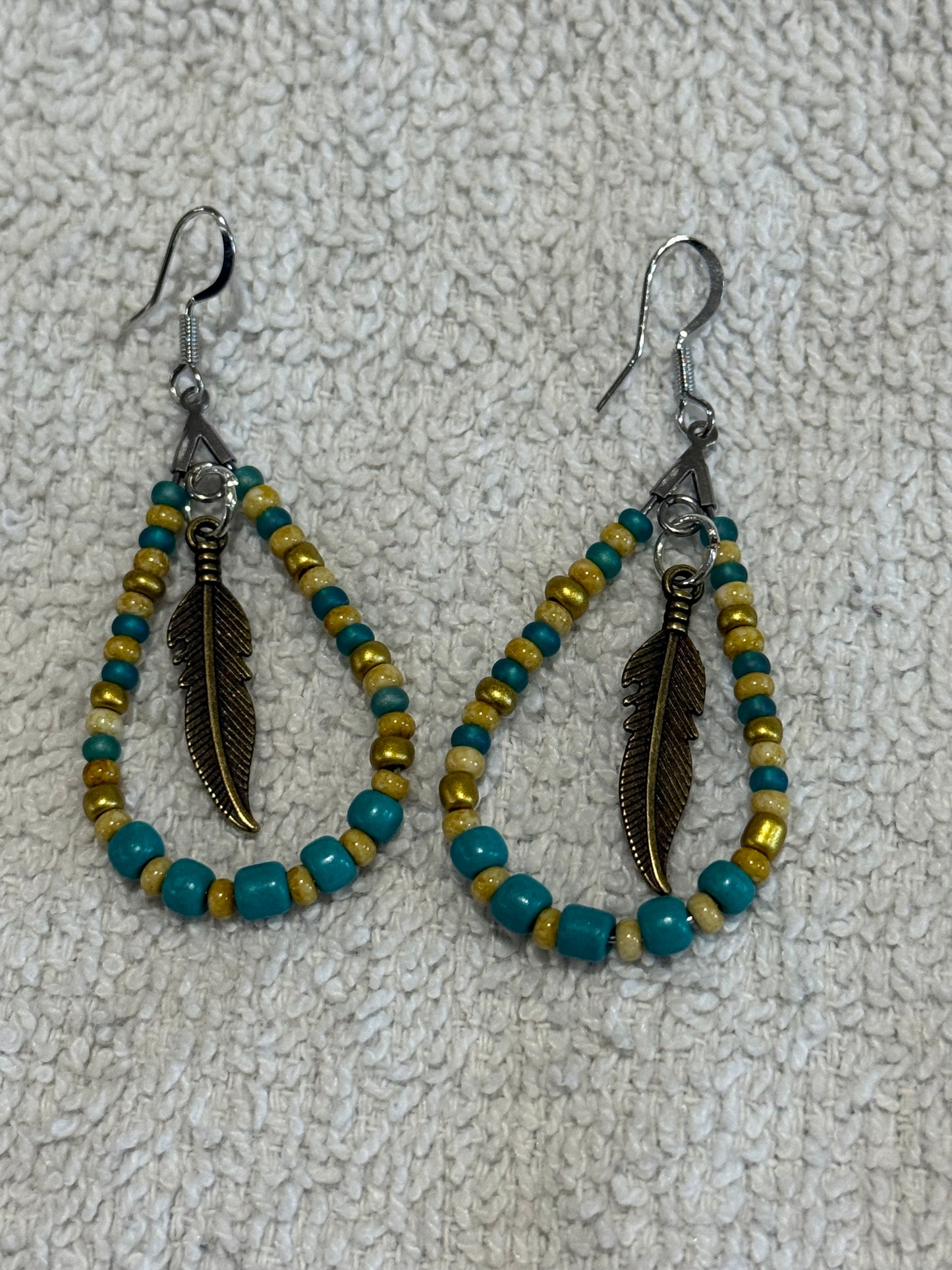 Tear Drop Feather (T-1)