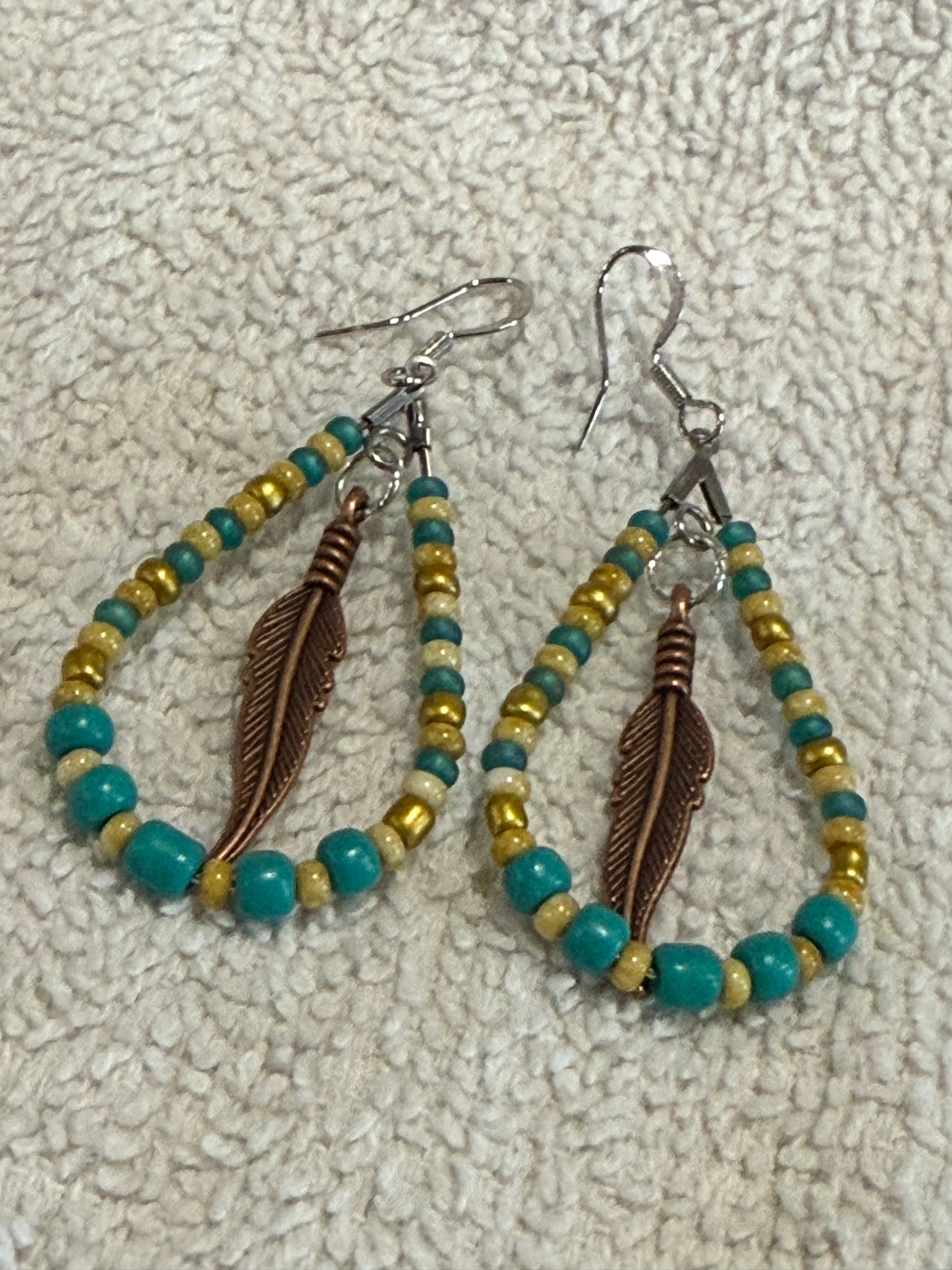Tear Drop Feather (T3)