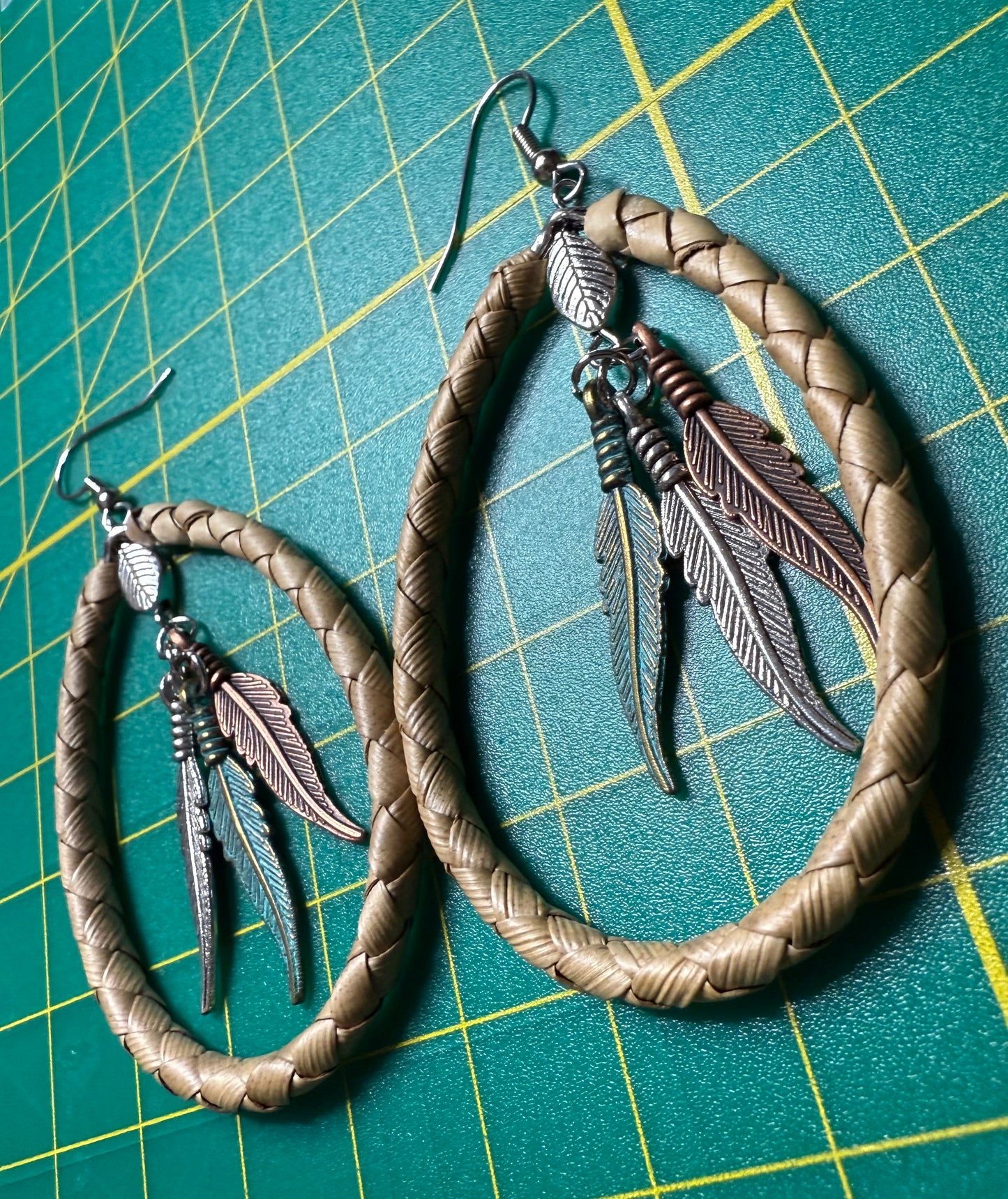 Teardrop Unity Hoop B