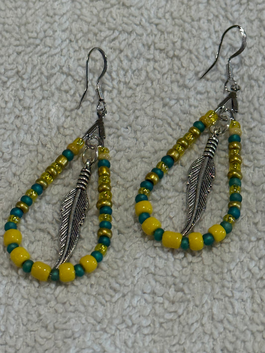Tear Drop Feather Earring (T5)